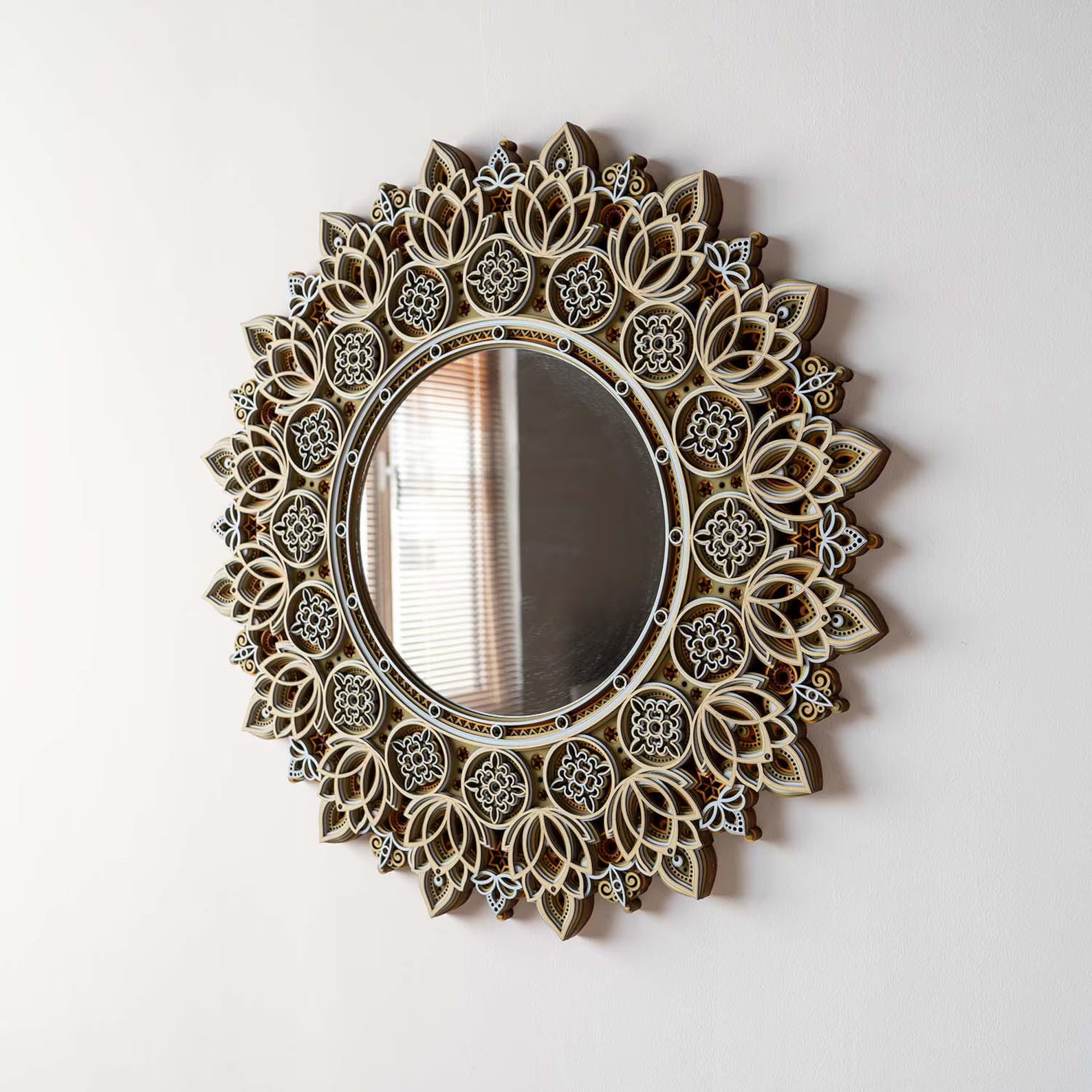 Solène — Mandala Mirror